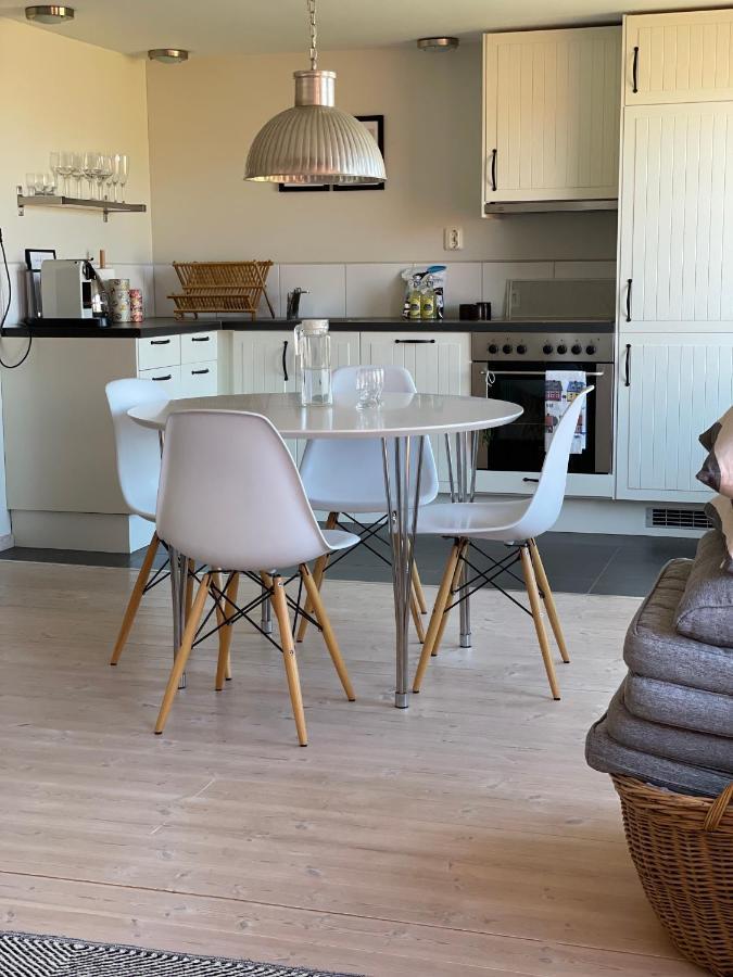 Ingridgarden Apartment โบสตัด ภายนอก รูปภาพ